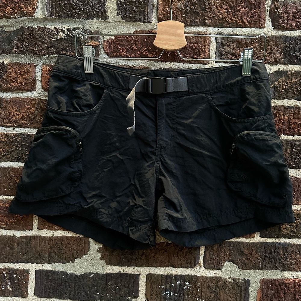 Columbia outdoors hiking shorts with belt (baggy)